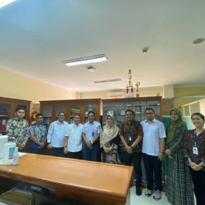 Crew Visit PT. KAI Divre II West Sumatra to the Department of Public Administration
